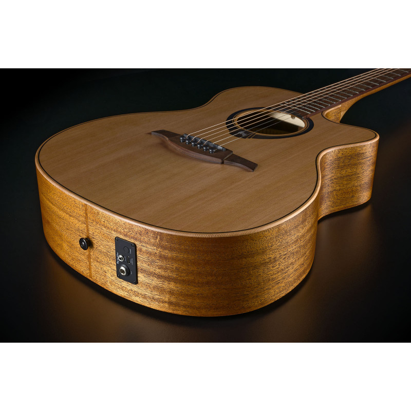 Auditorium Pan Coupé Smart Guitar